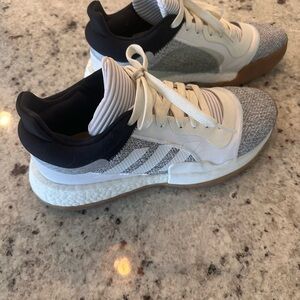 Adidas Men's Black and White Sneakers